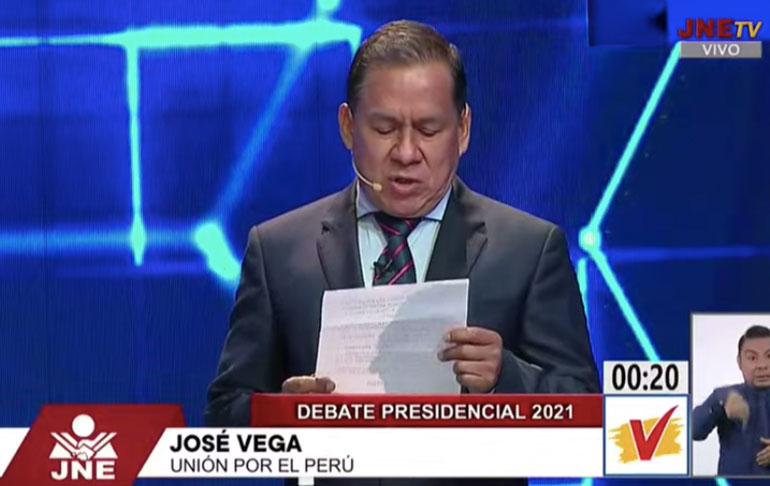 Portada: José Vega se retiró del debate del JNE porque "no garantiza la democracia"