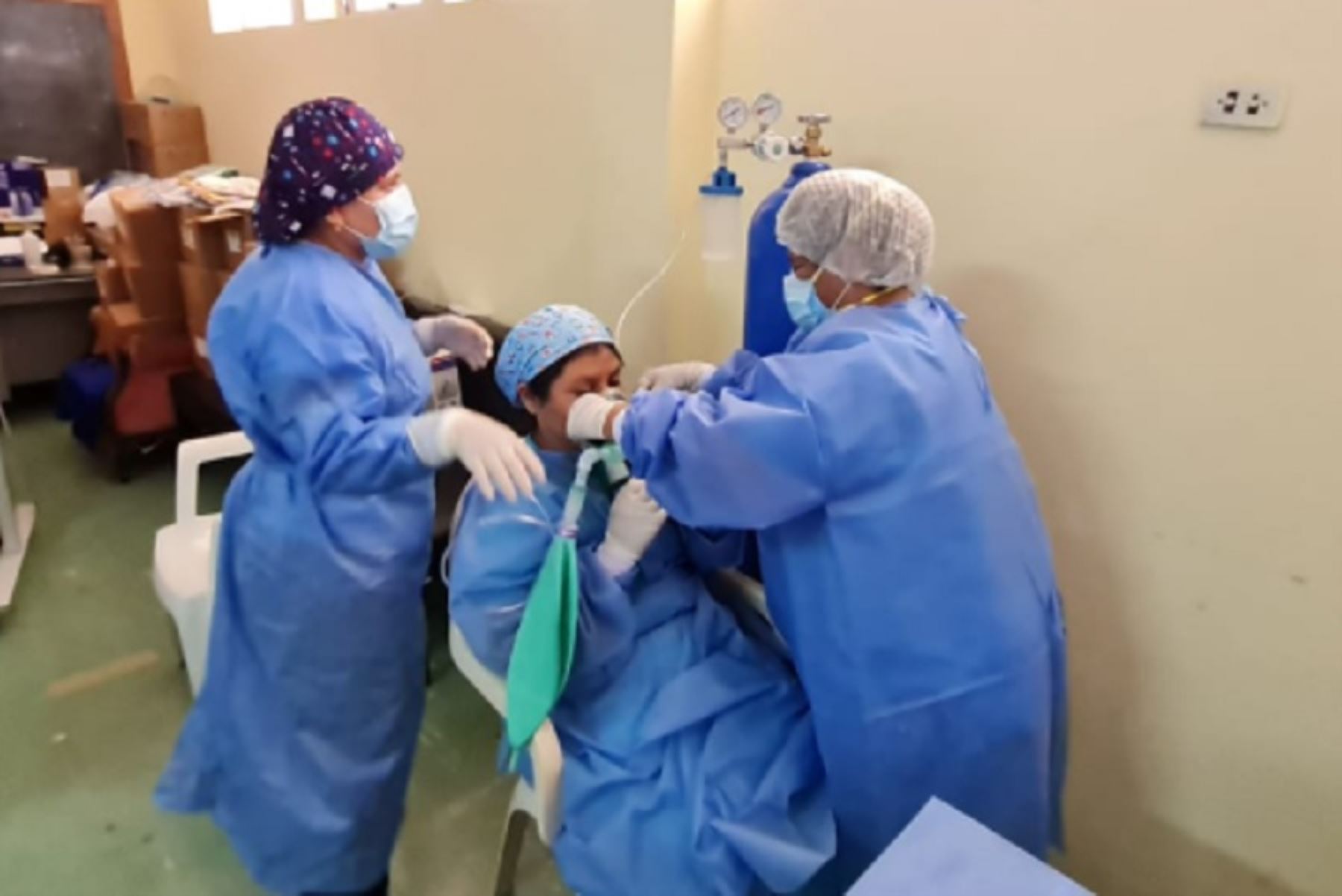 Trujillo: enfermeras fabrican equipos para ventilación no invasiva en pacientes covid-19