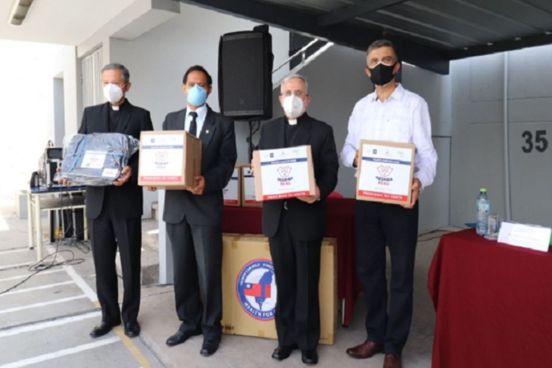 Portada: Donan 60 ventiladores mecánicos de uso temporal a Hospital Covid de Arequipa