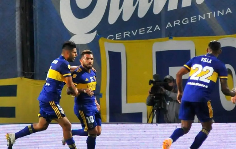 Con Carlos Zambrano de titular, Boca Juniors venció 2-1 a Defensa y Justicia [VIDEO]