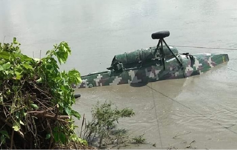 Cusco: Cinco militares fallecieron tras caída de helicóptero en el río Vilcanota