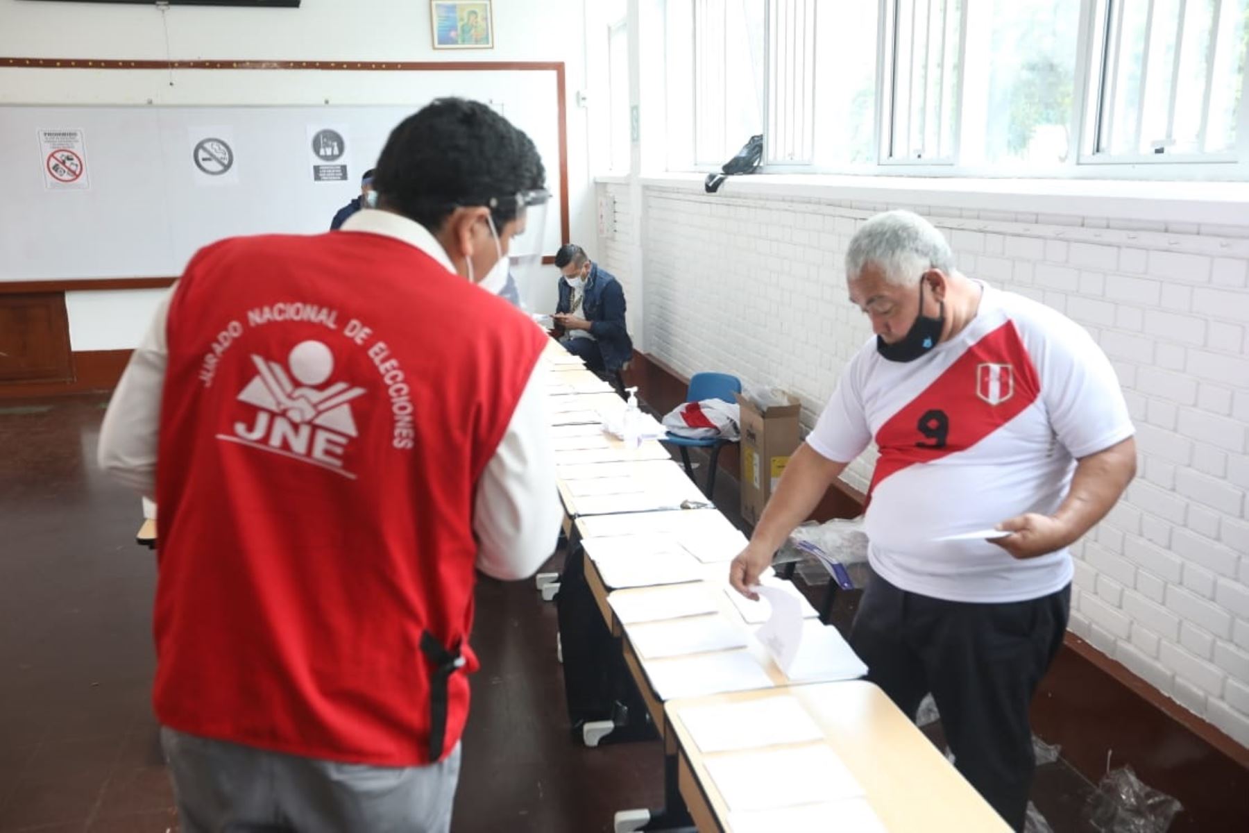 Elecciones 2021: a partir de mañana lunes se inician restricciones electorales en todo el país