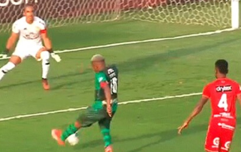 Alianza Lima vs. Sport Huancayo: Jefferson Farfán le pudo dar la victoria a los blanquiazules [VIDEO]