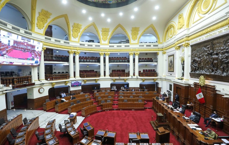 Portada: Pleno del Congreso sesionará este jueves informe final sobre vacunación irregular