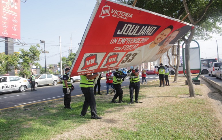 Portada: San Isidro: Retiran propaganda electoral que ocupaba espacios públicos sin autorización