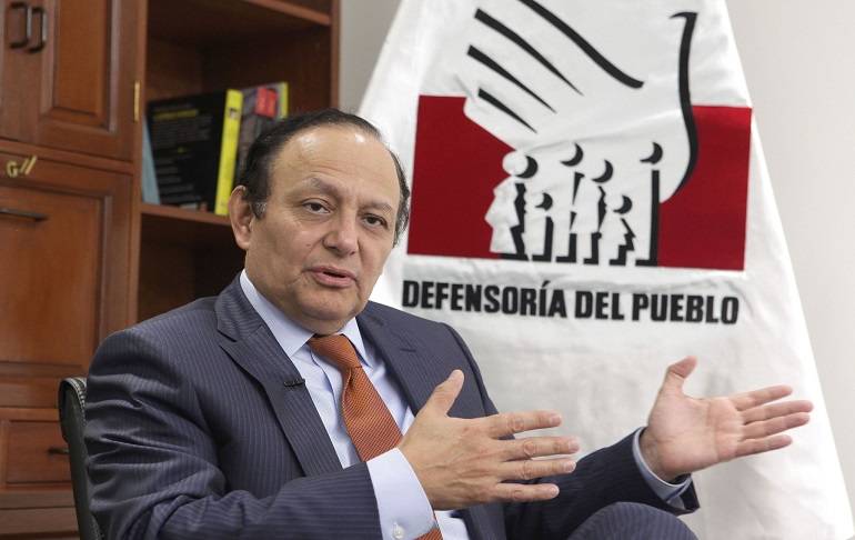 Portada: Defensor del Pueblo: "El objetivo de dar facilidades a adultos mayores para que voten de 7 a 9 no ha funcionado"