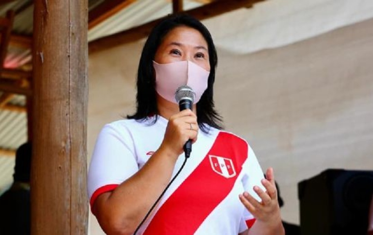 Portada: Keiko Fujimori: "Tenemos que sumar el esfuerzo de la empresa privadas e iglesias para que vacunen gratuitamente"