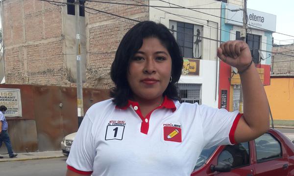 Portada: Betssy Chávez: Planteamos un modelo económico como el que se aplicó en Ecuador y Bolivia