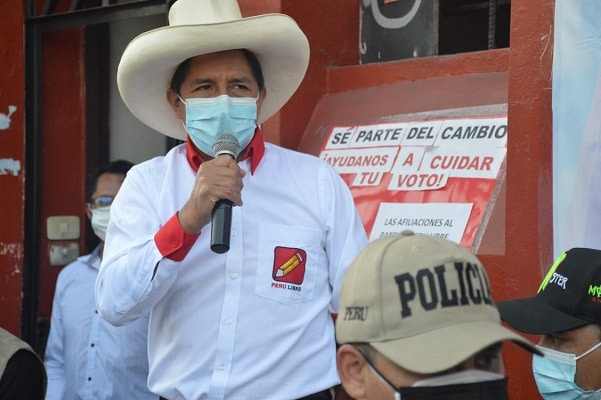 Portada: Pedro Castillo pide garantías para su vida en la Defensoría del Pueblo, pese a que antes amenazó con desactivarla