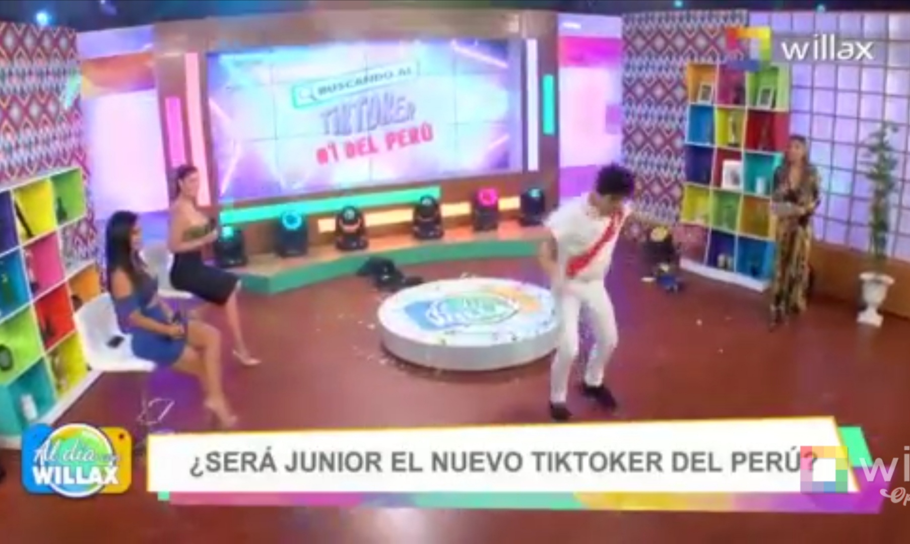 Al día con Willax: Georgette Cárdenas y Leysi Suárez fueron los jurados de la final de “Buscando al Tiktoker #1 del Perú”