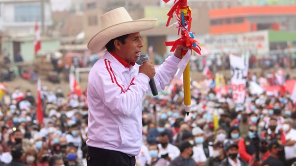 Pedro Castillo plantea la revocación de los congresistas y del presidente de la República