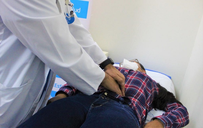 Portada: Hospital Sabogal: Atienden alarmante incremento de casos de trastornos gástricos de origen emocional por pandemia