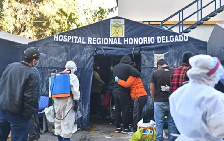 Hospitales de Arequipa en crisis: Sin camas por más contagios COVID-19