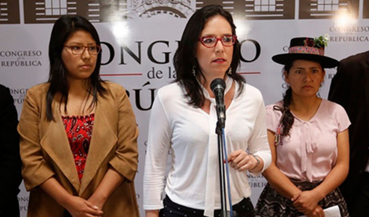 Portada: Marisa Glave, Indira Huilca y Tania Pariona se pliegan a Verónika Mendoza y anuncian que votarán por Pedro Castillo