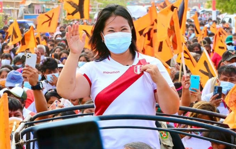 Portada: Keiko Fujimori: "Acepto el reto de Pedro Castillo para debatir en la puerta del penal de Santa Mónica"