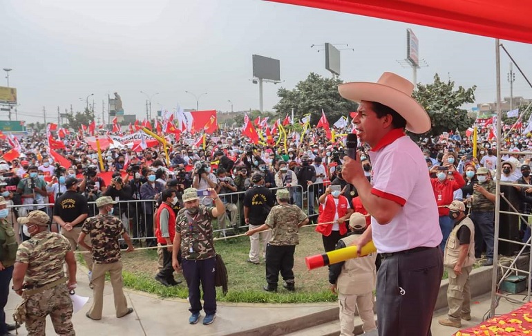 Pedro Castillo: "Vamos a convocar a los trabajadores del país para que se geste un nuevo sistema nacional de pensiones"