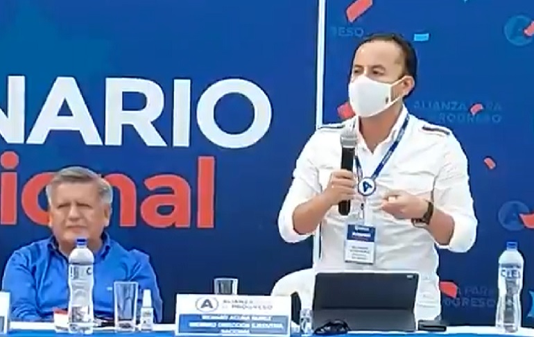 Richard Acuña: “Nuevamente entramos a campaña, pero campaña para defender al país”