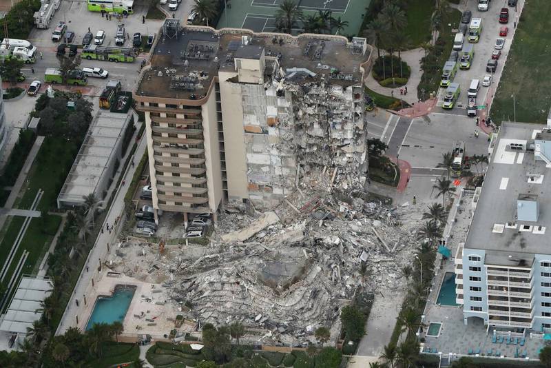 Portada: Colapso de edificio en Miami: Hay 22 latinoamericanos desaparecidos