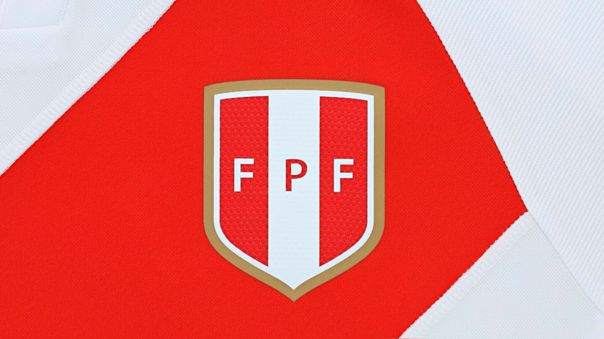 Portada: Selección Peruana presentó su nueva camiseta para la Copa América 2021