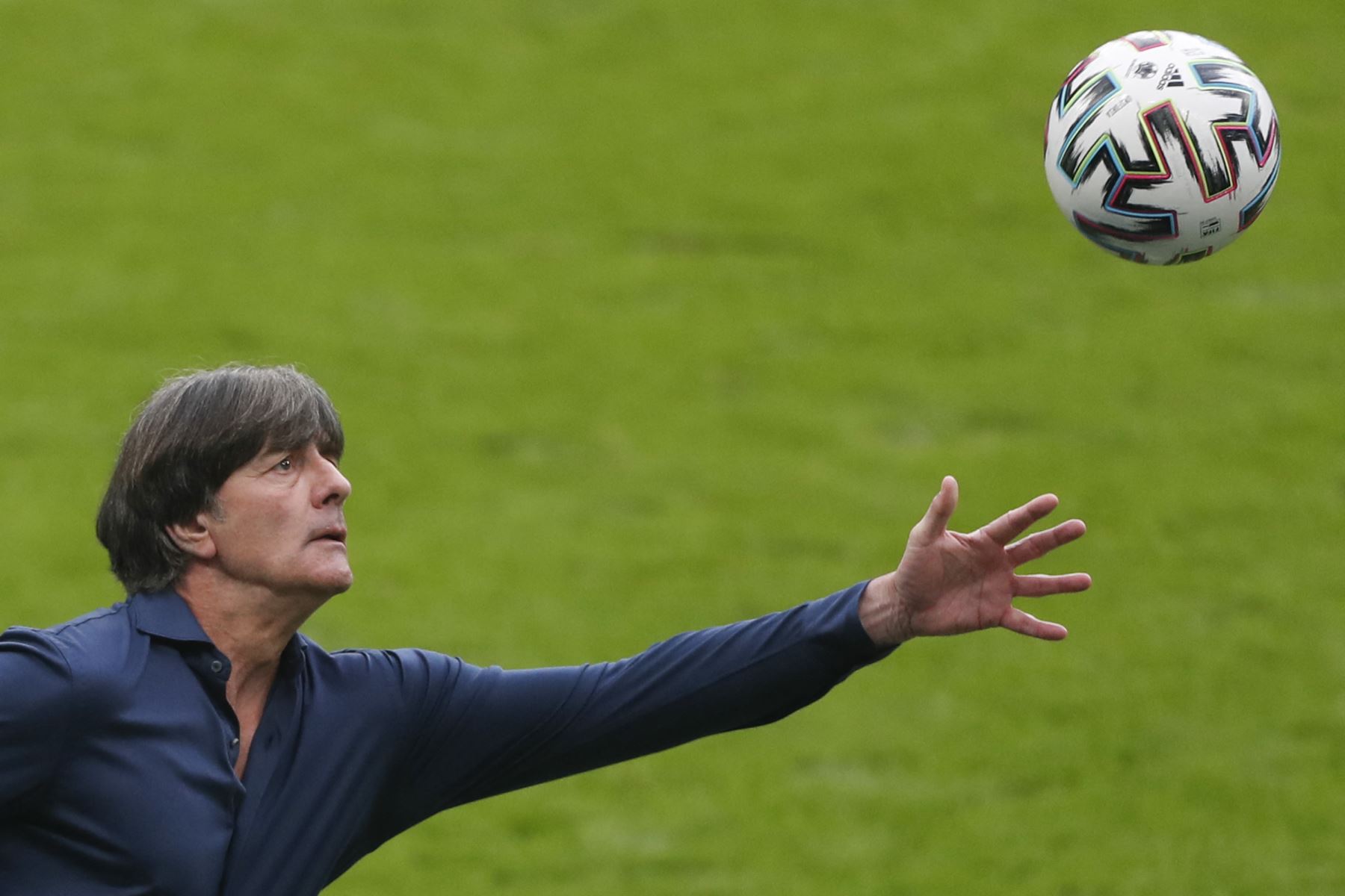 Portada: El fin de una era, Joachim Löw deja Alemania tras 15 años como técnico