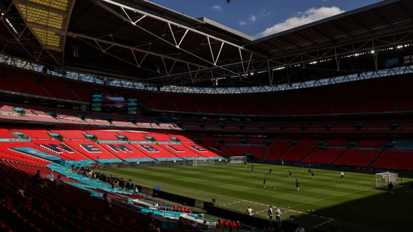 Portada: Wembley ampliará su capacidad a más de 60 mil hinchas para la final y las semifinales de la Eurocopa 2021