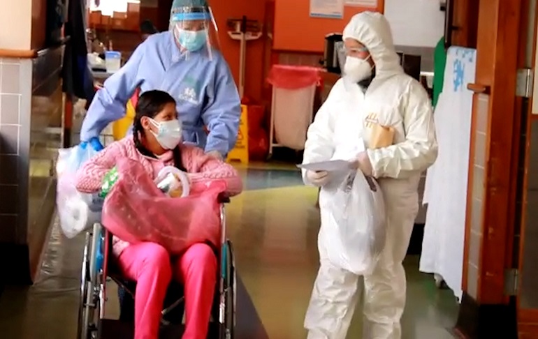 Hospital de EsSalud Cusco: Adolescente de 16 años supera el estado crítico del COVID-19