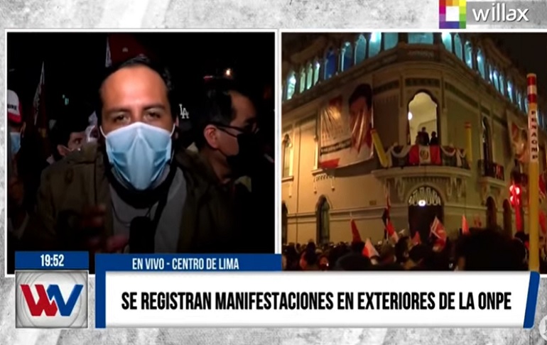 Simpatizantes de Perú Libre le roban celular a reportero de Willax TV