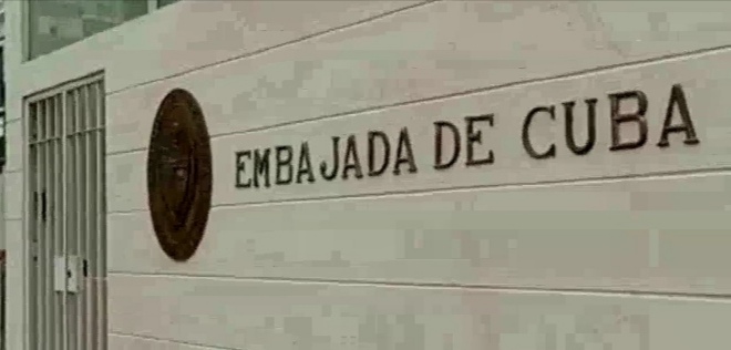 Portada: La Embajada de Cuba en Perú fue vandalizada por desconocidos