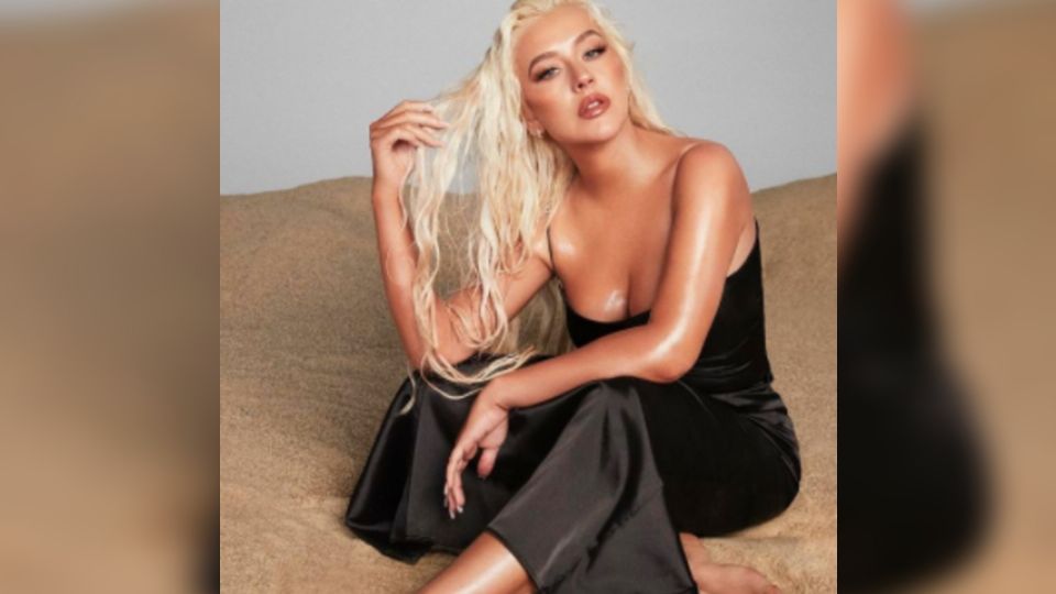 Portada: Christina Aguilera lanzó disco en español
