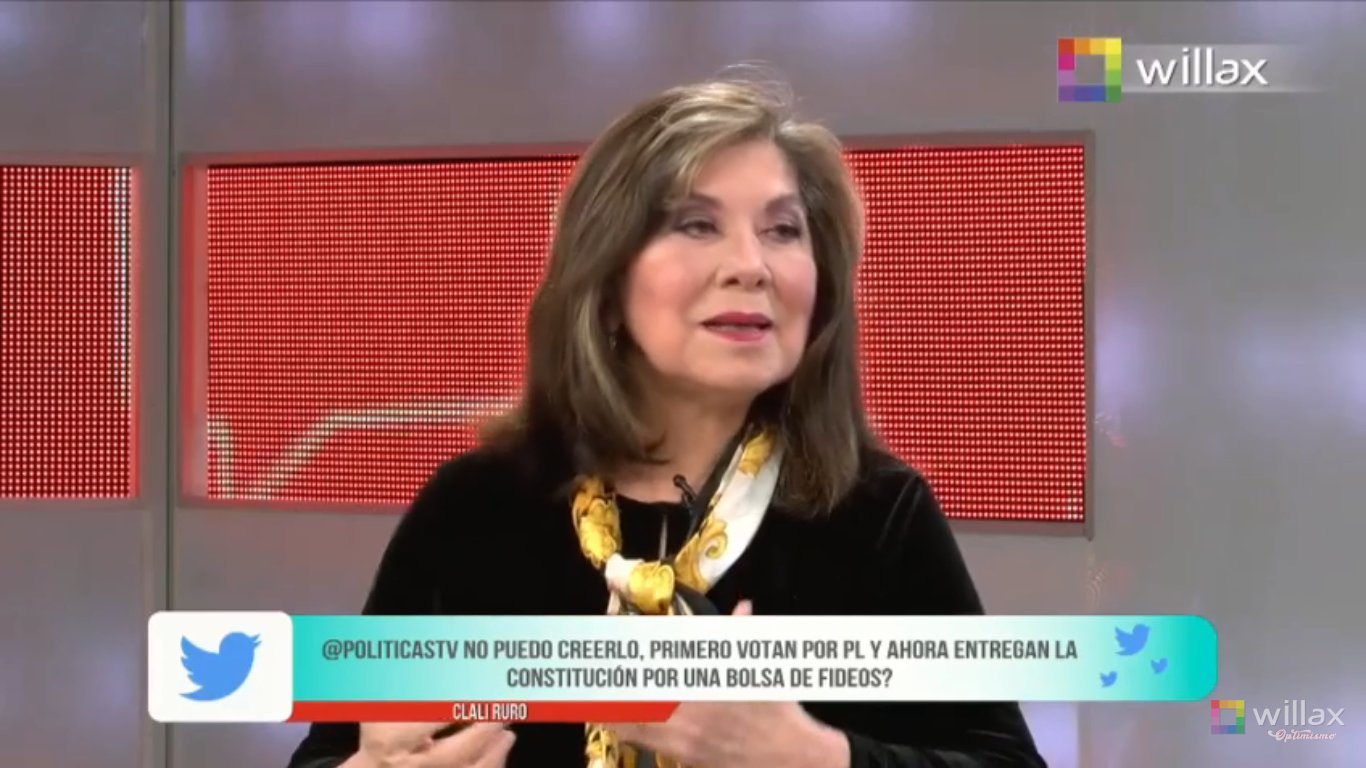 Martha Chávez: "Vi a Fujimori trabajar defendiendo los intereses del país"