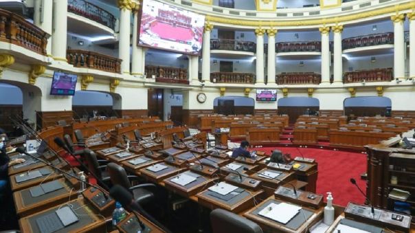 Portada: Pleno del Congreso ratificó acuerdo para continuar con elección de miembros del TC y no acatar orden del Poder Judicial