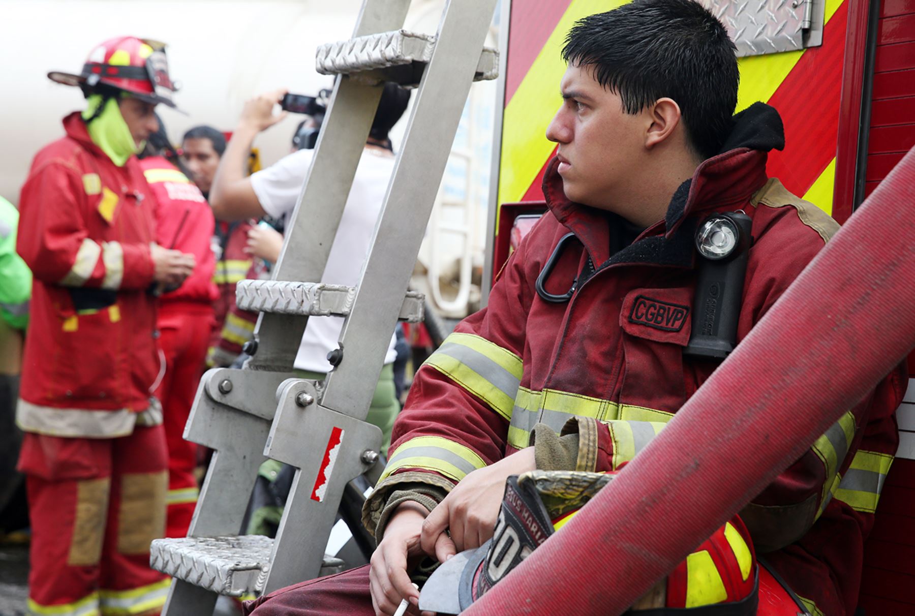 Congreso aprueba declarar de interés nacional otorgar pensión vitalicia a los bomberos