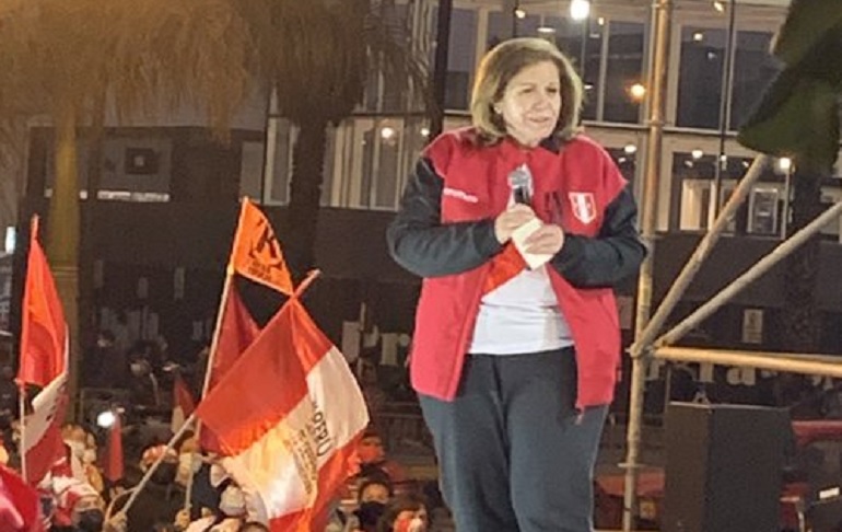 Lourdes Flores Nano a la agrupación de Pedro Castillo: "¿Esa olla de grillos pretende gobernar el Perú?"