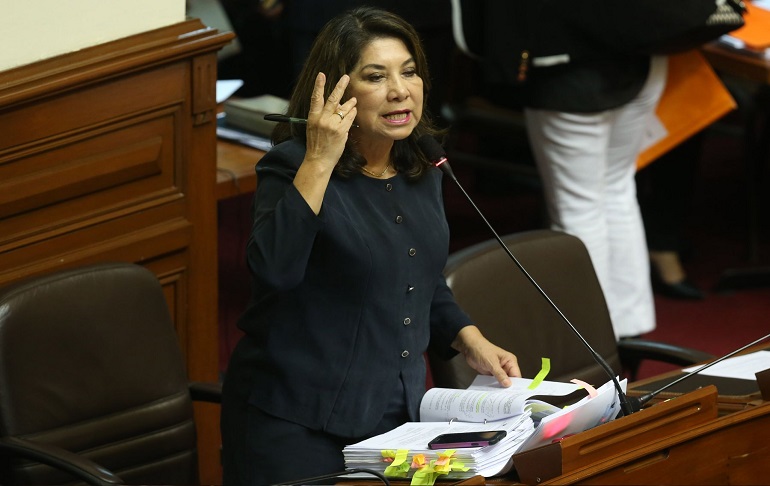 Martha Chávez: "Si este Congreso hiciera caso a una sentencia express, sería mejor que nos vayamos a nuestras casas"