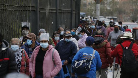 Quinta Vacunatón: Largas colas en parque Huiracocha y Real Felipe por masiva asistencia de personas