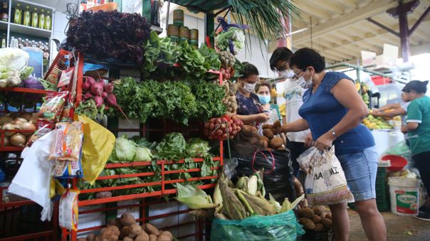 Portada: Inflación: ¿Cuánto subiría el costo de la canasta básica de alimentos ante alza de precios?