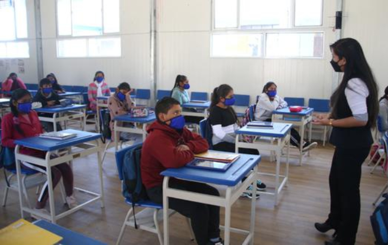Declaran en emergencia el sistema educativo hasta el primer semestre del 2022