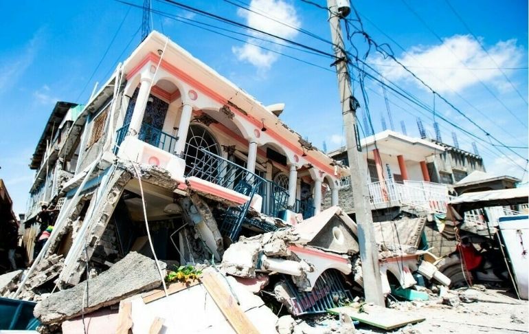 Haití: Terremoto deja al menos 304 muertos y centenares de desaparecidos