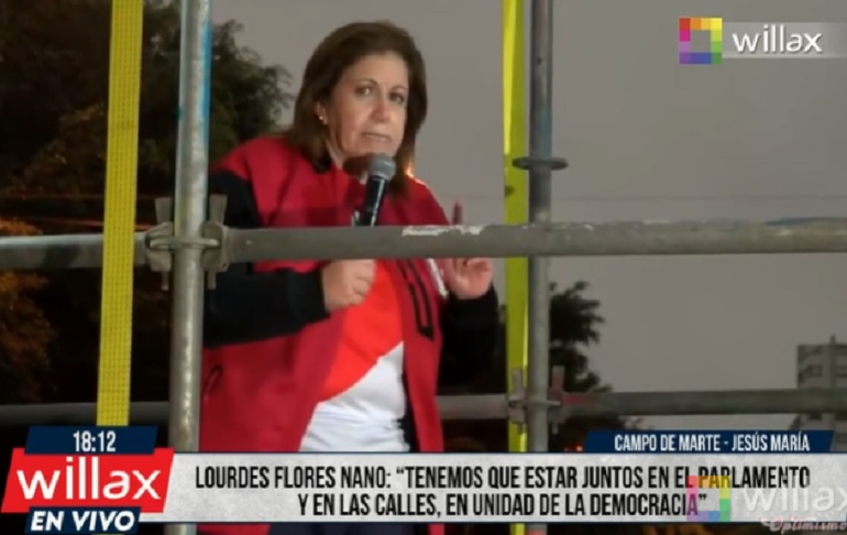 Portada: Lourdes Flores Nano: "Tenemos que estar juntos en el Parlamento y en las calles, en unidad de la democracia"