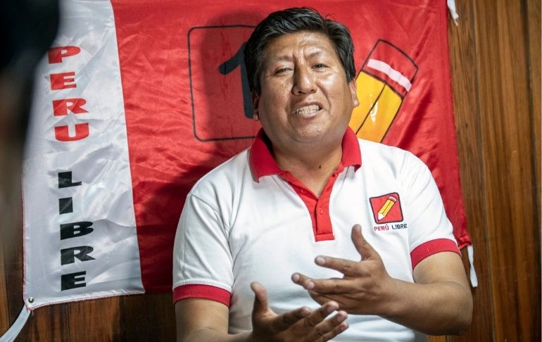 Waldemar Cerrón, vocero de Perú Libre, será investigado por lavado de activos