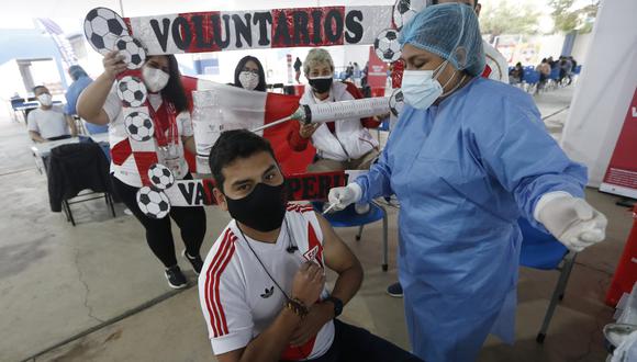 Portada: Mañana se realiza la octava vacunatón en Lima y Callao y la vacunación a mayores de 27 años