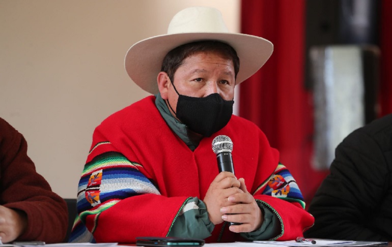 Guido Bellido: "Más temprano que tarde, tendremos al quechua como el idioma principal de nuestro país"