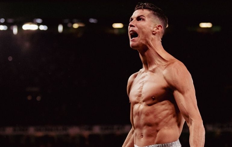 Manchester United vence 2 a 1 al Villarreal con un gol en el último minuto de Cristiano Ronaldo