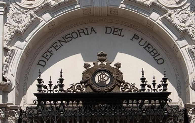 Defensoría del Pueblo pide al Congreso que archive proyecto de ley para regular medios de comunicación