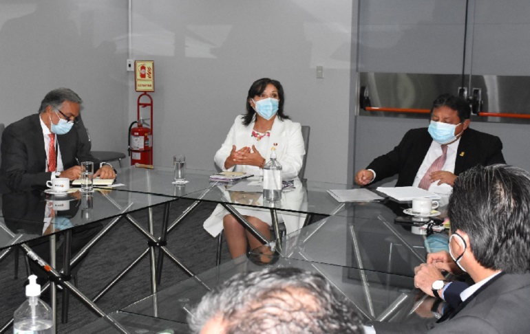 Portada: Dina Boluarte sobre Bono Yanapay Perú: Se pagará en cuatro grupos y contará con 11 modalidades