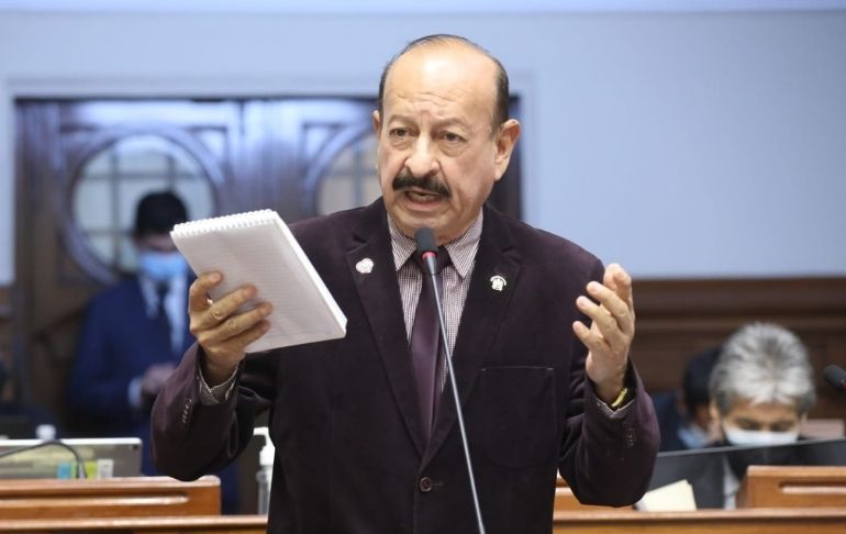 Portada: Avanza País exige al congresista Valer que se disculpe por “intervención sexista e irrespetuosa”