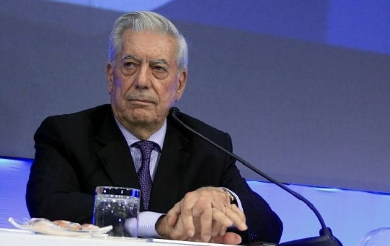 Mario Vargas Llosa: "Perú va acercándose a través de unas elecciones fraudulentas al socialismo del siglo XXI"