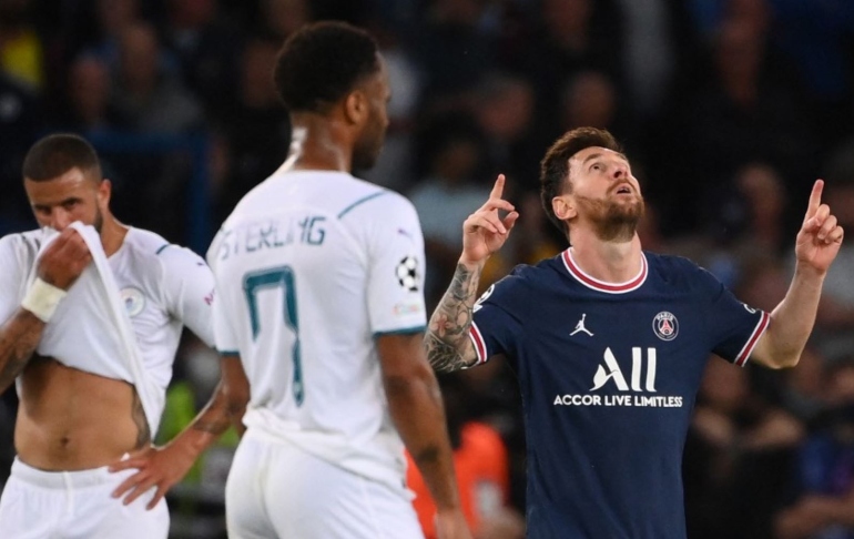 Portada: Messi marca ante el Manchester City su primer gol con el París Saint-Germain