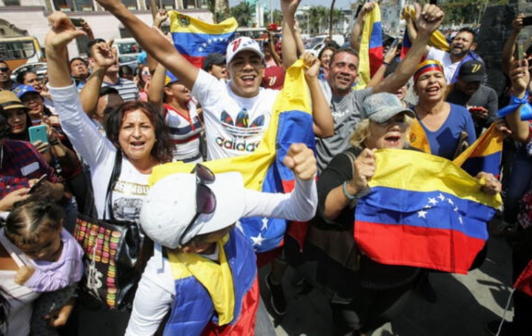 Portada: Transfieren dinero al Ministerio de Defensa para transportar a venezolanos a su país de origen
