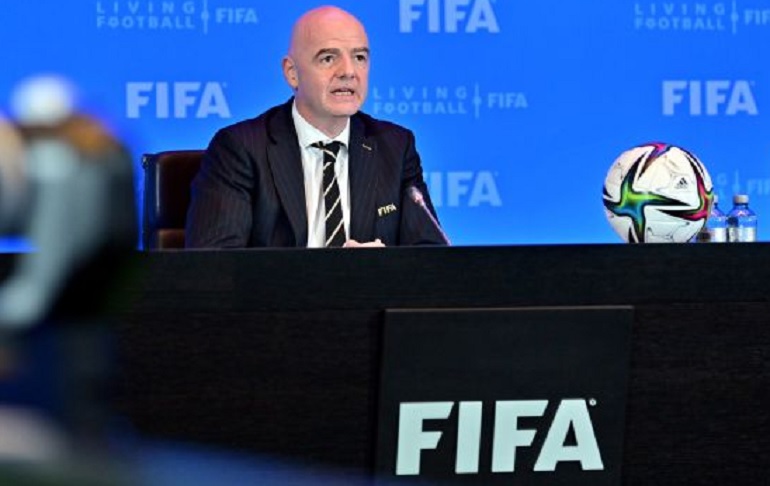 Portada: Gianni Infantino: Presidente de la FIFA propone realizar un mundial cada dos años
